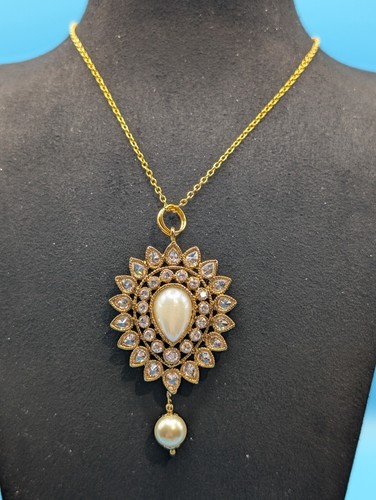 Clear crystal faux - crystal,