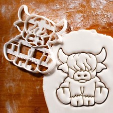 Highland Cow Cookie Cutter - cute farm animal long-haired Scottish cattle Kyloe