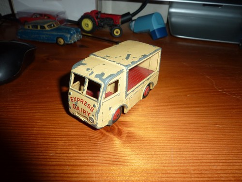 Vintage 1950s dinky toys 30v - dinky,