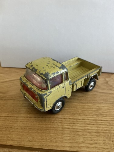 Corgi toys 470 jeep - toys,