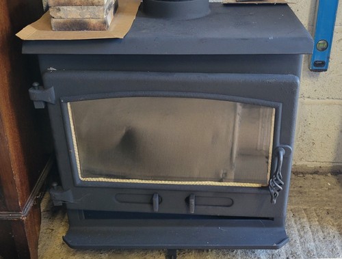 Multifuel woodburner cast iron