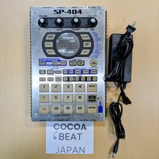 ROLAND SP-404  Sampler