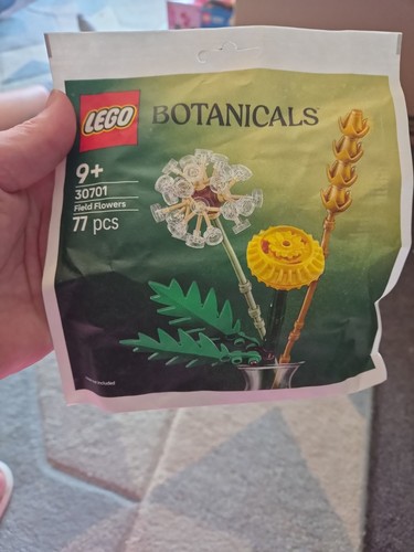 Lego botanicals field flowers - lego,