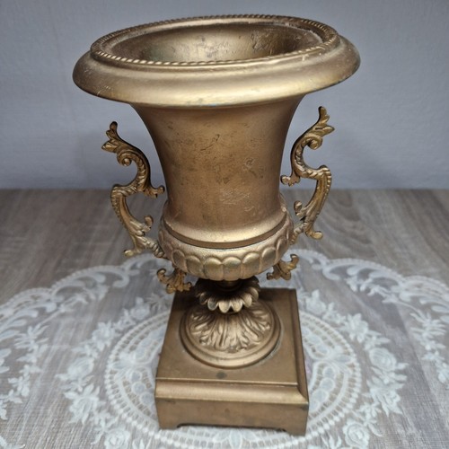Unique antique gold colour - unique,