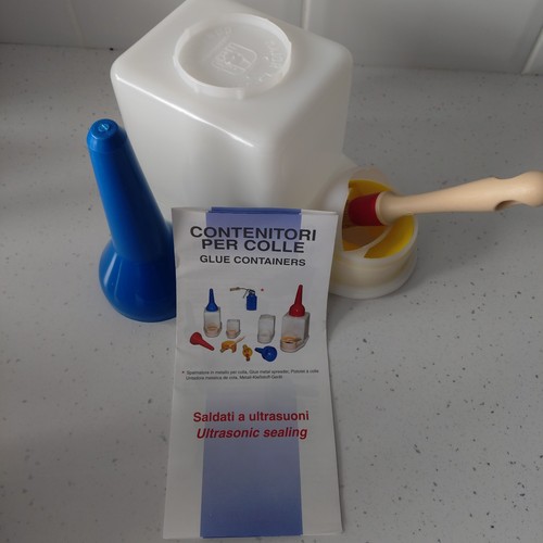 Non spill glue pot - spill,