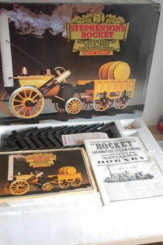 Hornby g104 coach - hornby,