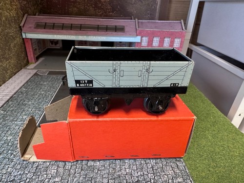 Vintage hornby trains gauge - trains,