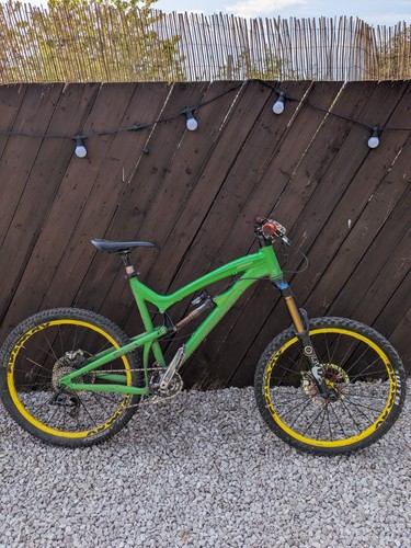 Fox santa cruz - fox,