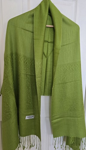 Women green colour paisley - green,