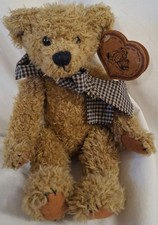 Heartfelt Collectibles Bear Larry CG A26