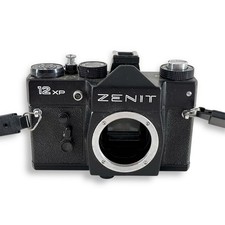 VINTAGE ZENIT 12XP 35MM SLR