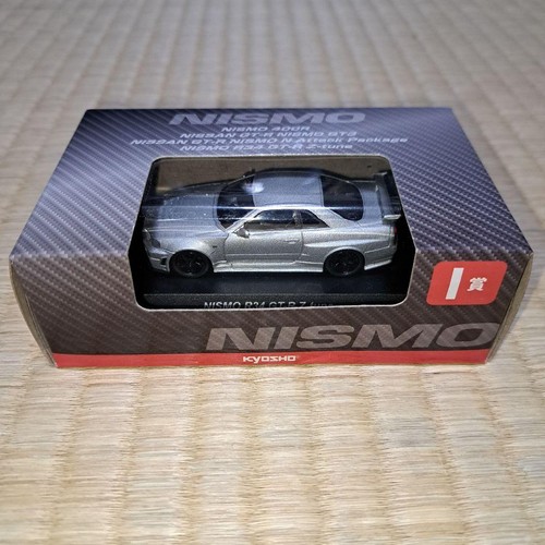 Kyosho nismo r34 - 1/64,