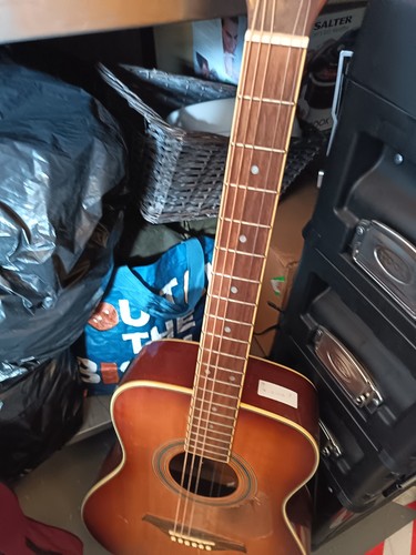 Vintage brand guitar - vintage,