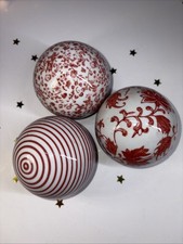 3 Vintage Red & White