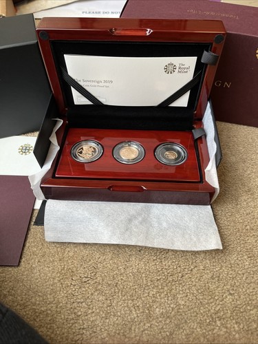 2019 sovereign gold - proof, 3