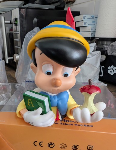 Soap studio disney - -,