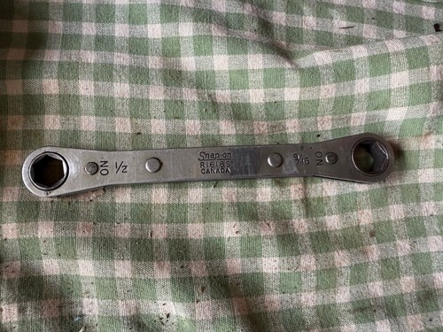 Vintage snap ratcheting - on,