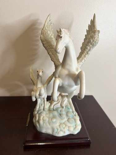 Pegasus mare foal figurine - pegasus,