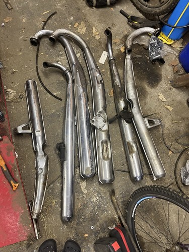 Suzuki 750 exhaust pipes - suzuki, gt