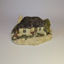 Academy Miniature Cottage Ornament Handcrafted Resin Thatched Roof Vintage Style