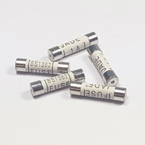 Amp ceramic fuse bs1362 - 1a,