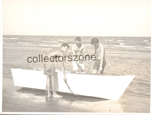 Aden raf servicemen - , launch