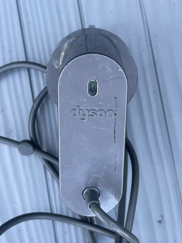 Plug for dyson v7 v8 - plug,