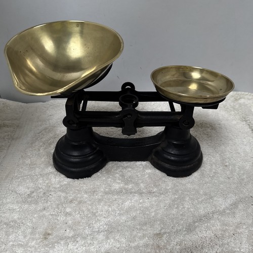Vintage kitchen weigh scales - kitchen, 2