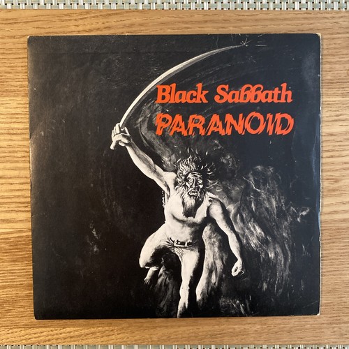 Black sabbath paranoid - black,