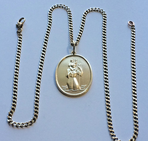 9ct yellow gold curb - yellow, neck