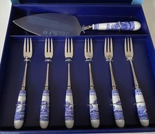 SPODE BLUE ITALIAN CAKE &