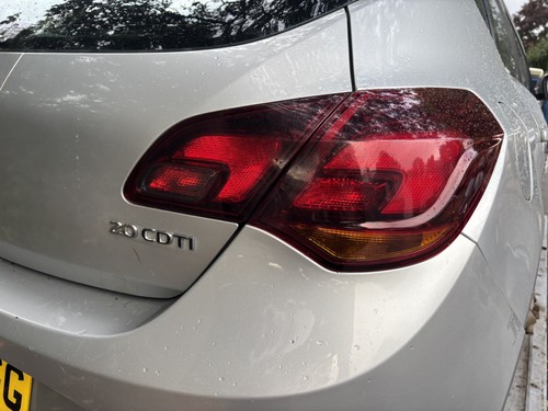 Vauxhall astra rear light - vauxhall, j
