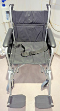Drive DeVilbiss Healthcare LAWC002 18" Lightweight Folding Wheelchair Silver