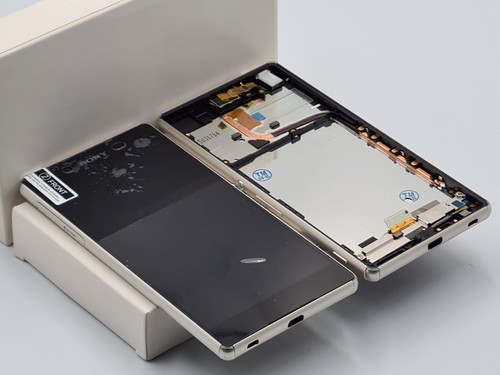 Genuine sony xperia dual - z3+, (