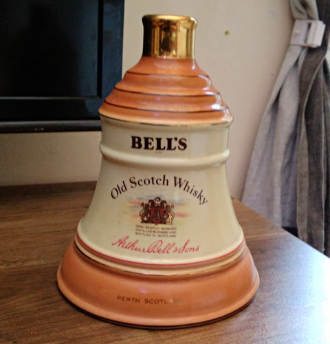 Vintage wade bells - bells, blended