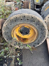 4x Solid Tyres And Split Rims