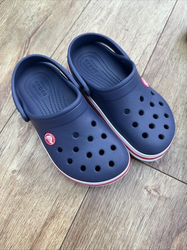 Boys navy crocs size - navy,