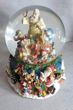 Kirkland Musical Snow Globe Santa Claus Is Coming to Town 20cm Vintage 