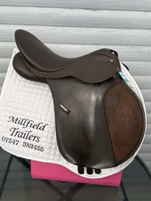 17 Inch Brown Wintec Flocked Adjustable Gullet. Narrow To Extra Wide