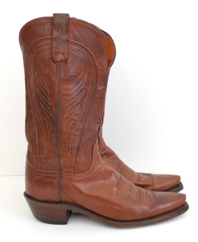 Lucchese wing stitch - wing,