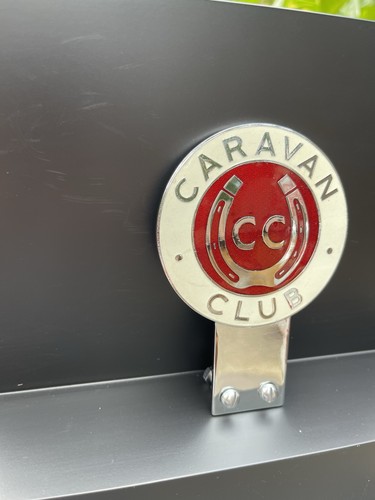 Vintage caravan club - caravan, badge