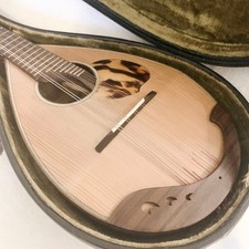 Raffaele Calace Mandolin Anno