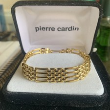 LOVELY PIERRE CARDIN GATE