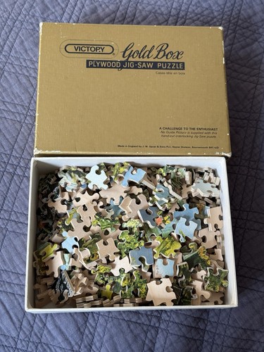 Vintage victory gold - vintage,