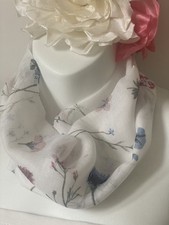 White Flower viscose scarf
