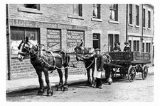 pt4952 - Bradford , H Long Furniture Remover , Yorkshire - print 6x4