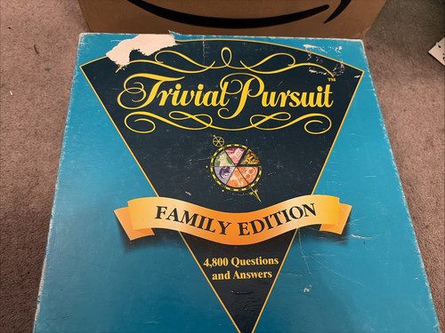 Trivial pursuit family edition - pursuit,