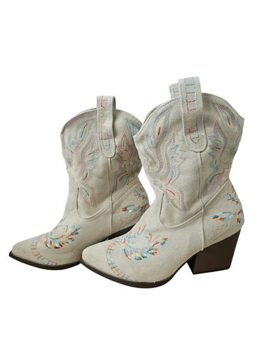 Cowboy boots size - 6, new