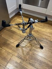 DW 9300 snare drum stand 