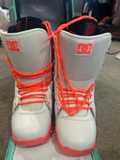 Women’s DC Snowboarding Boots UK size 6.5 Storage Bag Included
